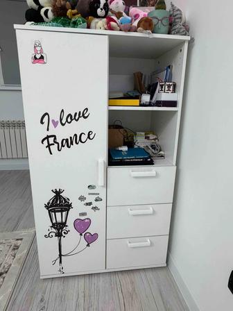 Продам шкаф детский