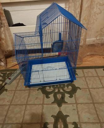 Клетка большая новая попугаем