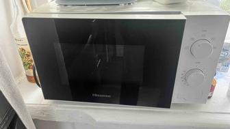 Микроволновая печь Hisense H20MOWP1 белый