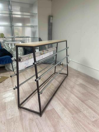 Продам подставку для продажи клеенок