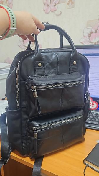 Продам очень качественный рюкзак кожа натуральный, новый