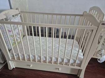 Продам детские кроватки