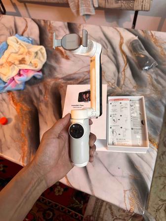 Insta 360 flow creator kit