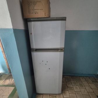 Холодильник продам