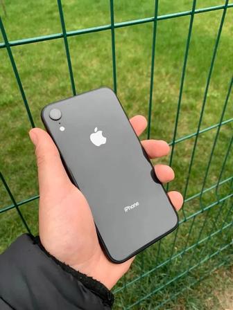 iPhone XR(128GB) AKB 79%