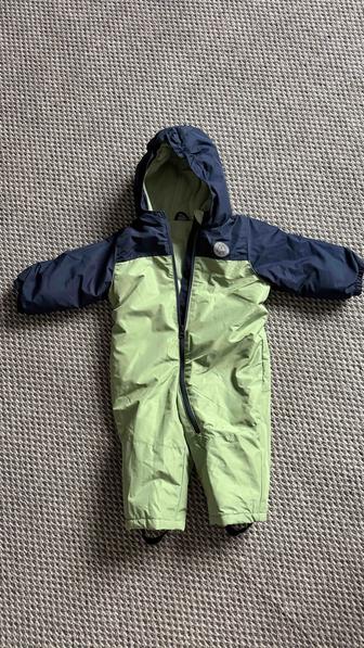Продаю демисезонный комбинезон рост 80