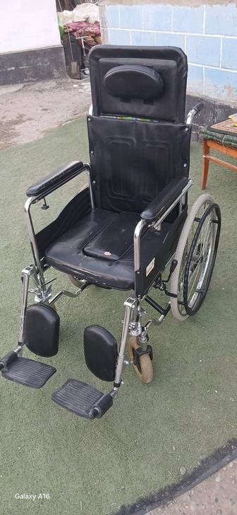 Продам инвалидную коляску