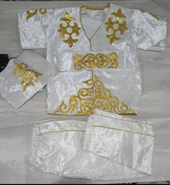 Продам казахский национальный костюм