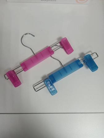Продам вешалки с прищепками