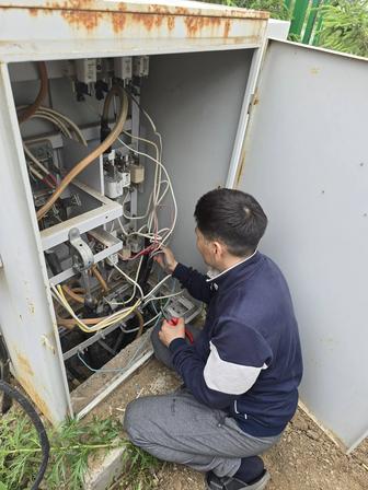 Установка люстры