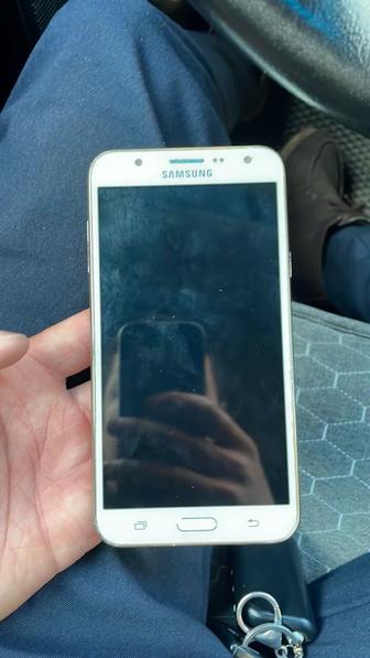 Продам телефон Samsung duos