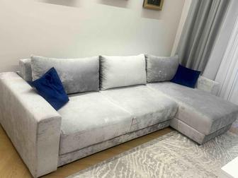 Диван раздвижной, угловой, с ящиками для белья