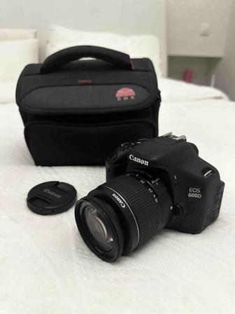 Фотоаппарат CANON AOS 600D