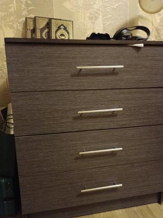 Продам срочно комод темно-серого цвета, 4х дверный