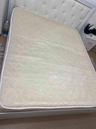 Матрас для кровати