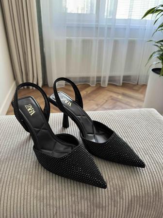 Продам новые туфли Zara 38 размера