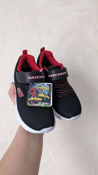 Новые кроссовки Sketchers 28.5 18.0 (1.0)