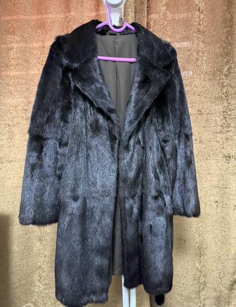Продам натуральную шубу