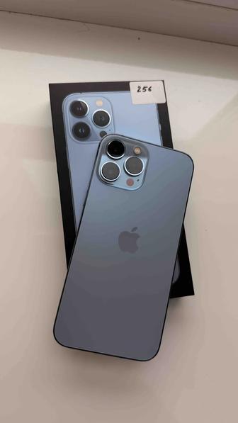 Продаю iPhone 13Pro Max 256G, как новый, батарея 78%, чехлы новые в подарок