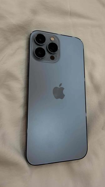 Продаю iPhone 13Pro Max 256G, как новый, 2 новых чехла в подарок