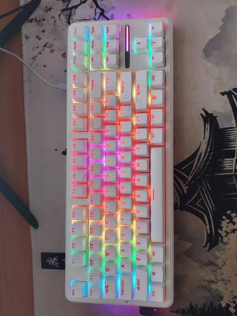 Продам клавиатуру aula f87