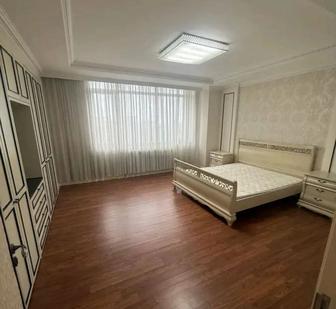 Спальный гарнитур с матрасем