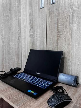 Продается игровой ноутбук Gigabyte G5 MF I5-12500H,RTX4050,16GB,M2-512GB