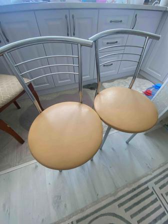 Продам стулья