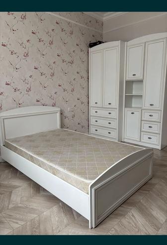 Продам гарнитуру подростковую, белорусская