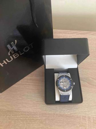 Часы Hublot