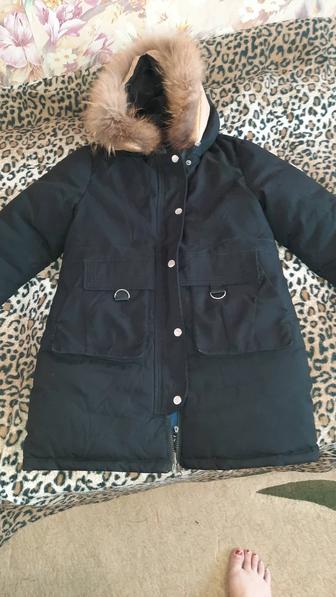 Продам куртку Moncler б/у