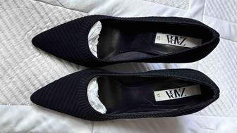 Женские туфли Zara