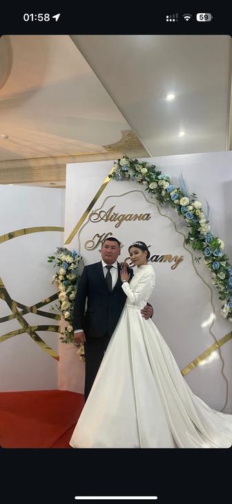 Платье на узату