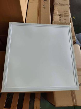 Продам потолочный светильники 500шт