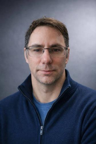 Ремонт мебели с гарантией. Замена фасадов, фурнитуры, столешниц.