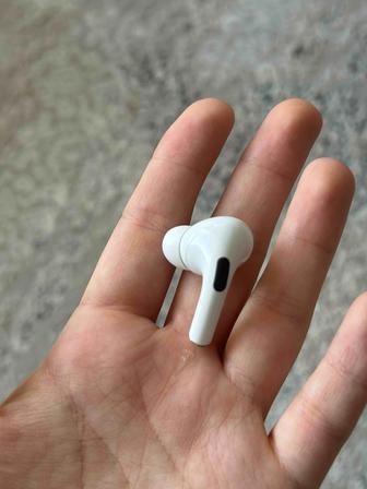 Левый оригинал наушник Airpods Pro