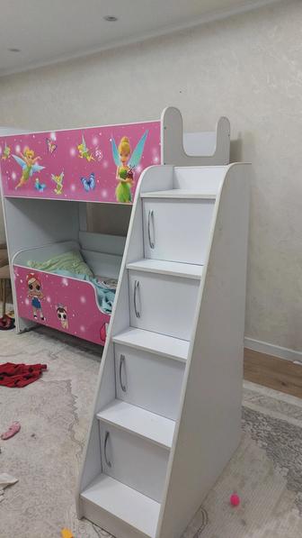 Продам двухярустную кровать не дорого