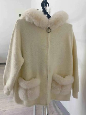 Б/у Альпака состояние почти новая