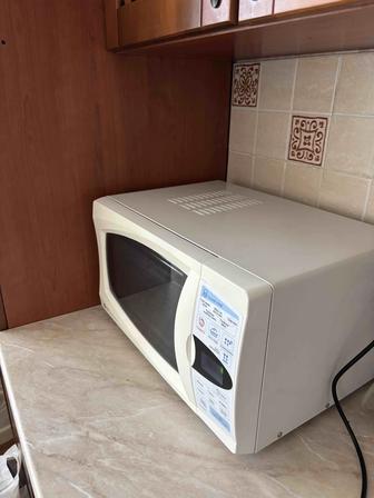 Продам микроволновку
