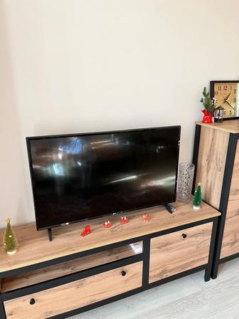 Продам телевизор LG, в идеальном состоянии. 43 дюйма / 109 см.