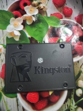 Продам ssd диск 960гб
