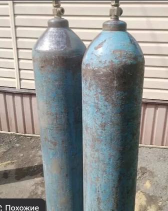Продам кислородный баллон со шлангом.