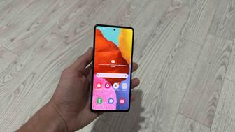 Продам Samsung A52