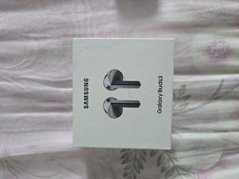Продам наушники Samsung buds 3
