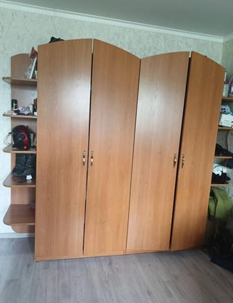 Продам шкаф в хорошем состоянии. Цена 25000