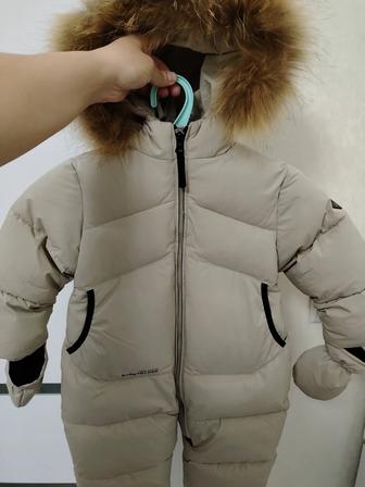 Продам детский зимний комбинезон