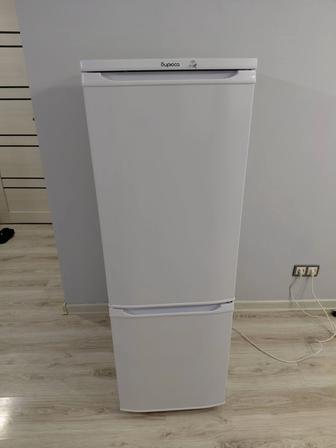 Продам 2х камерный холодильник