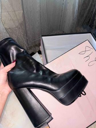 Ботильоны на высоком толстом каблуке Y2K