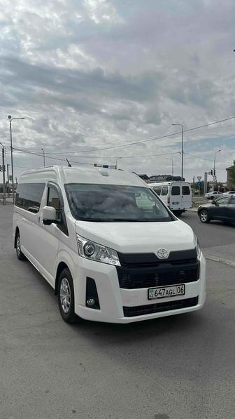 Аренда Микроавтобус Toyota Hiace (Тайота Хайс)