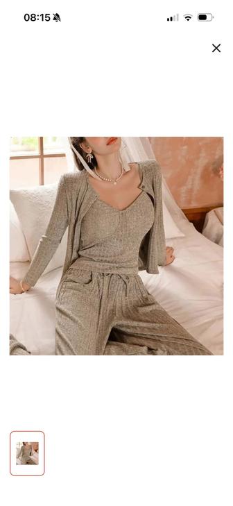 Костюм тройка